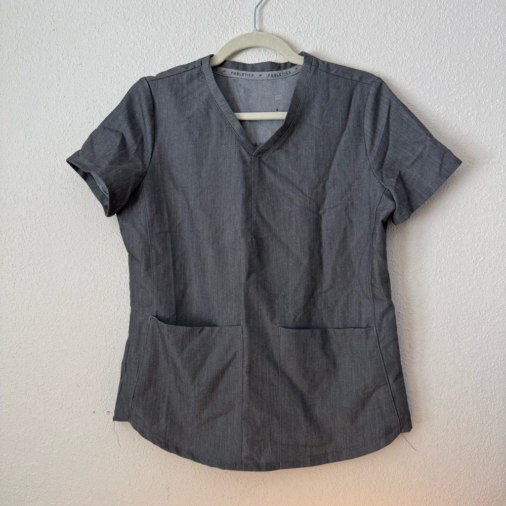Fabletics Charcoal Short Sleeve Women's Top